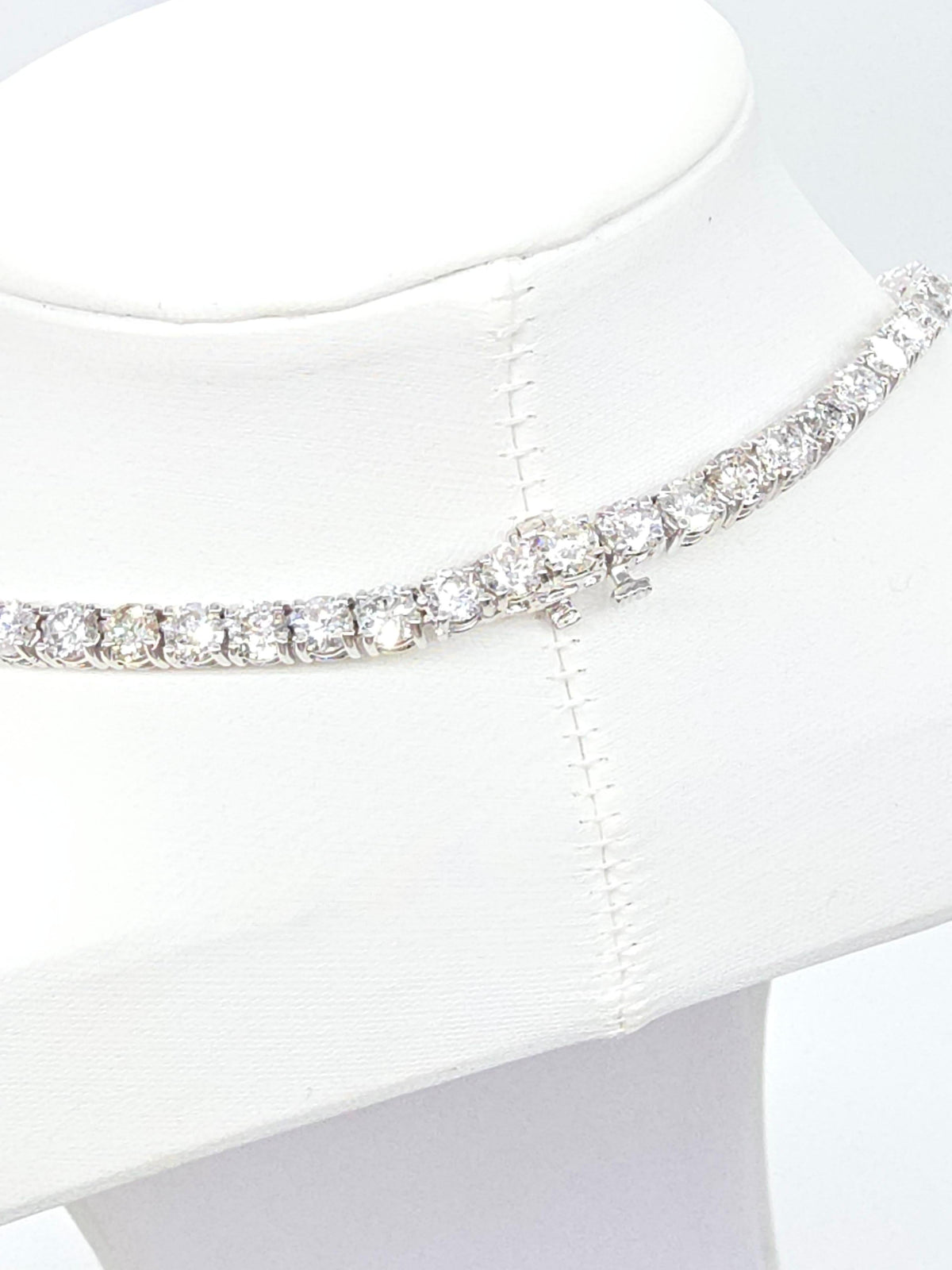 CLEARANCE, 33.25 Cts Round Natural Diamond Tennis Necklace 14K White 20''