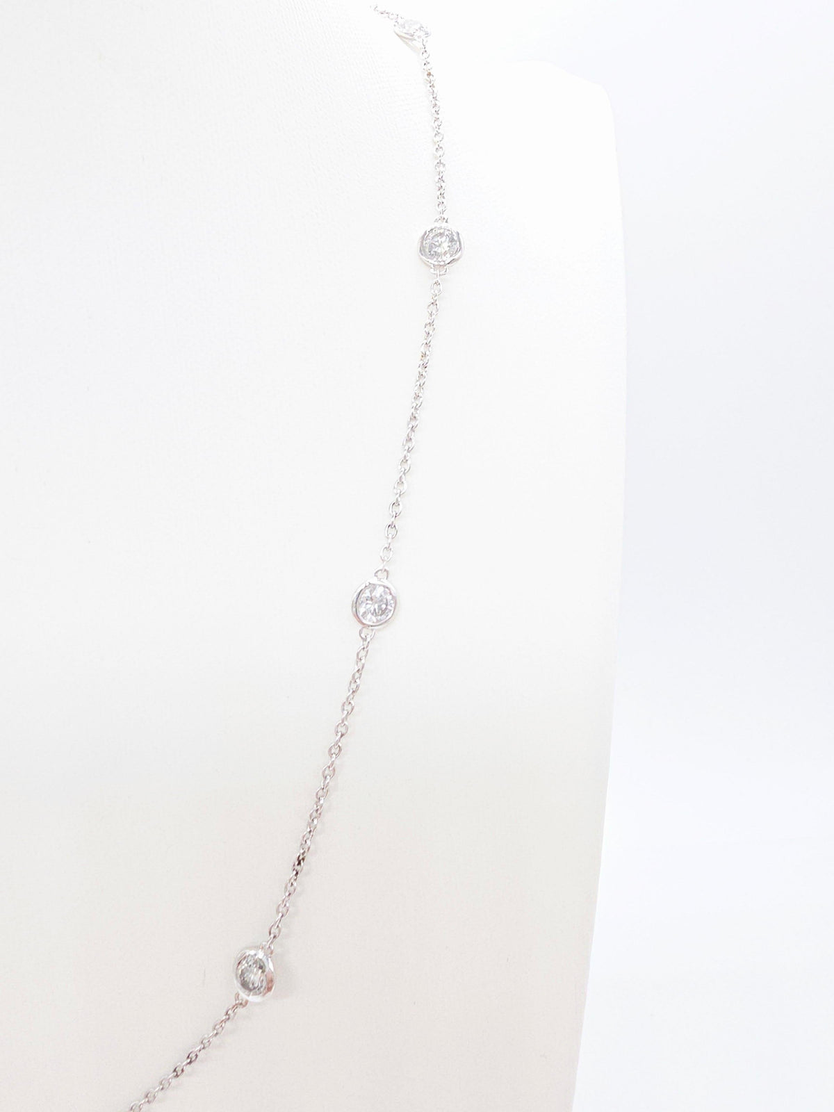 PRICE TO SELL- NO OFFER, 2.76 ct Natural Diamonds, 14K White Station Necklace