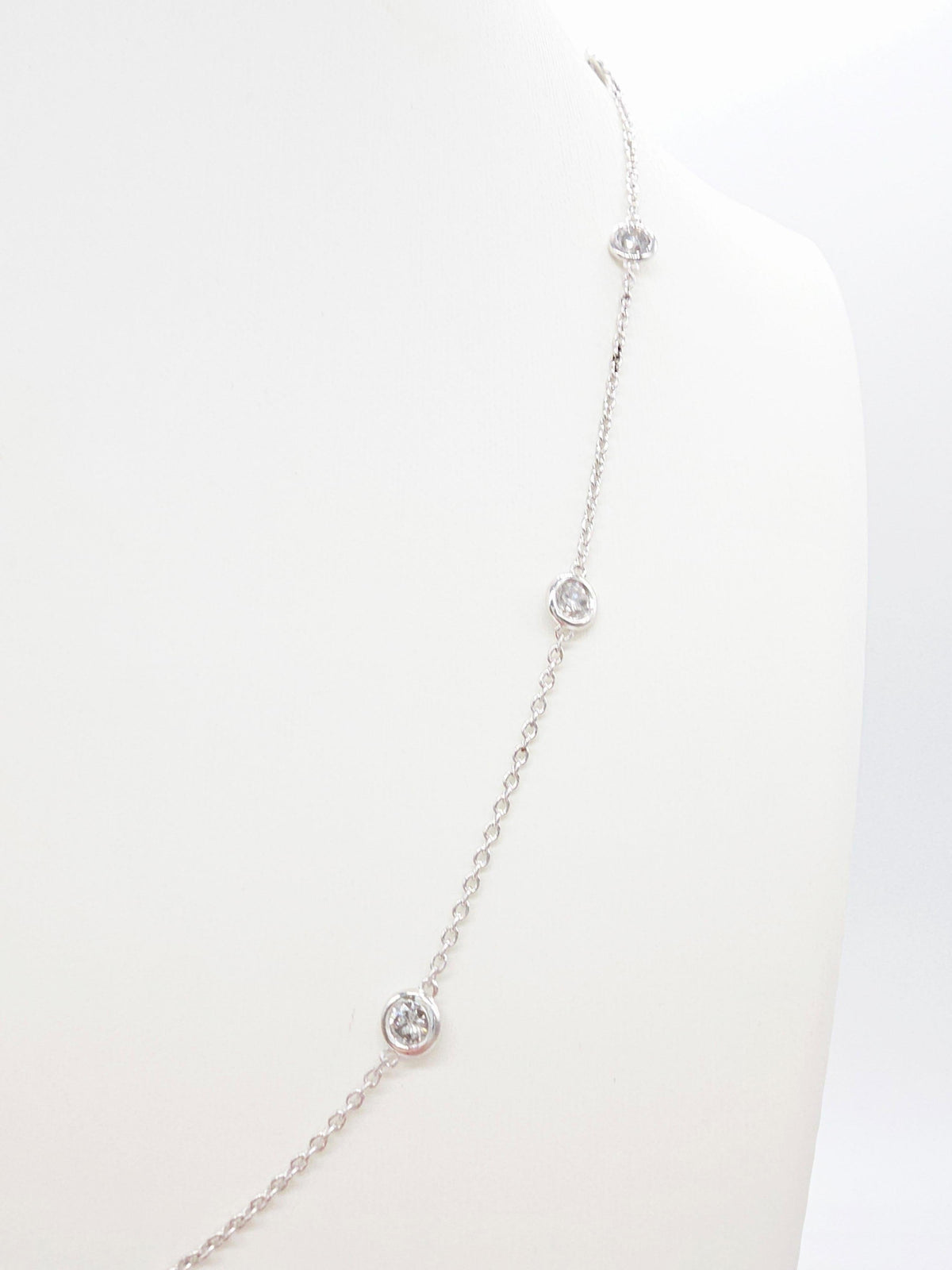 PRICE TO SELL- NO OFFERS, 2.16 cts Natural Diamond 14K White Gold Necklace