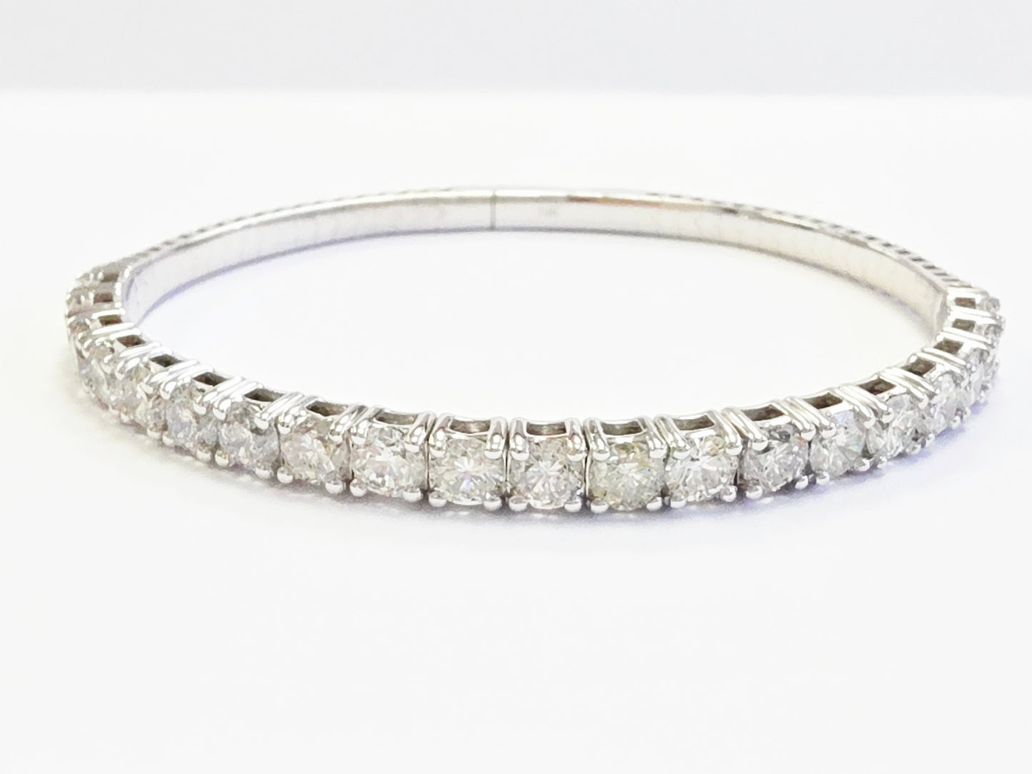 6.65 Carat Natural Diamond Flexible Bangle White Gold 14 Karat