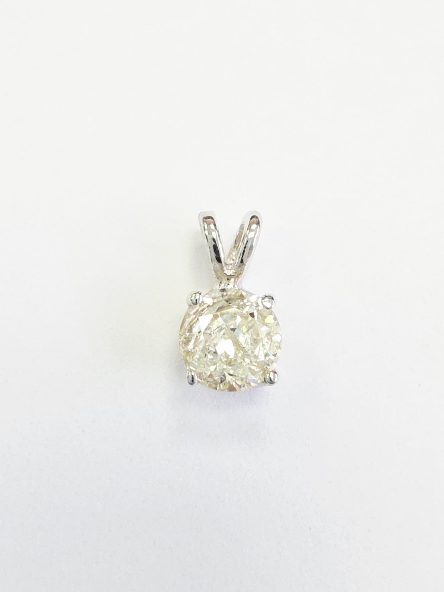 0.85 Carat Round Brilliant Cut Diamond Pendant in 14K White Gold