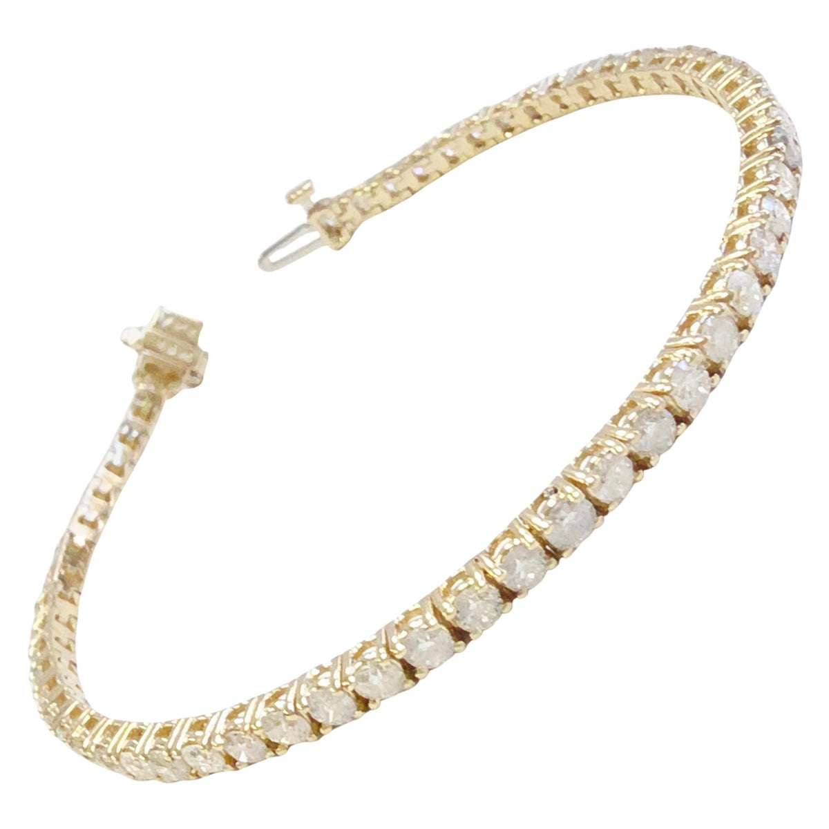 PRICED BELOW MARKET, 4.10 Cts Natural Diamond Tennis Bracelet 14K Yellow Gold