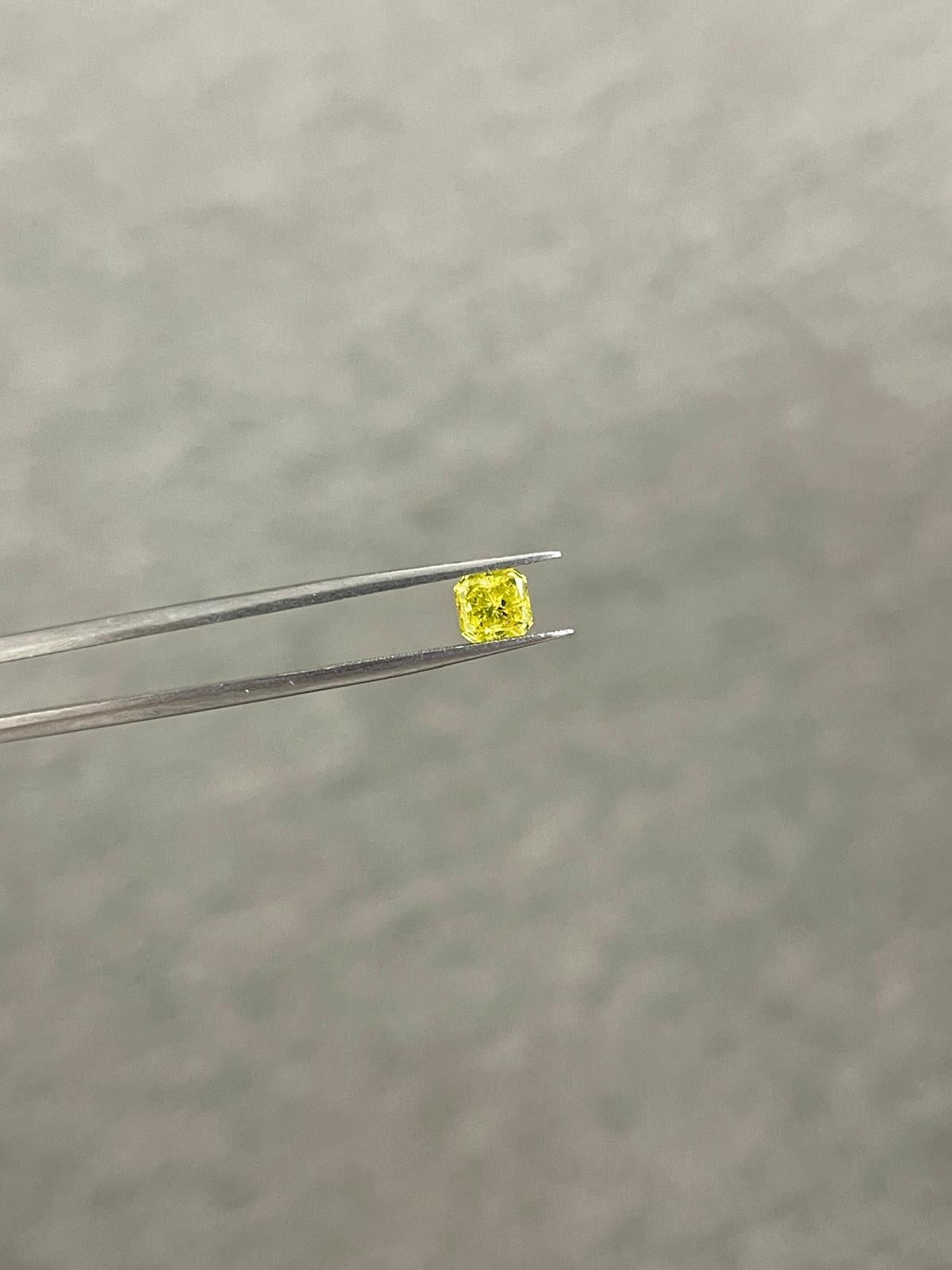 ONE-DAY CLOSEOUT SALE, 0.78 Carat Fancy Vivid Yellow Radiant Loose Diamond