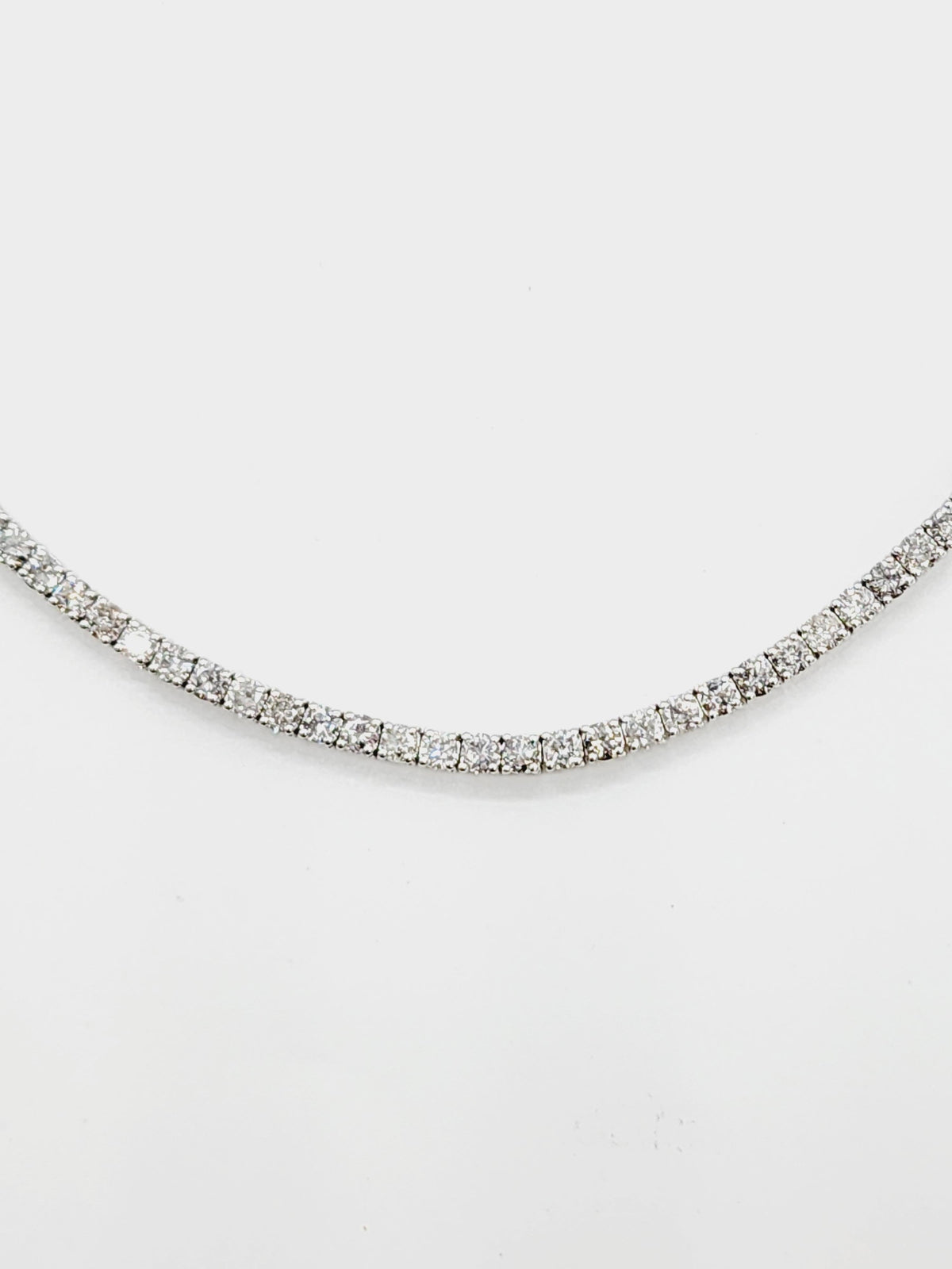WHOLESALE VALUE, 15.03 carat Diamond Tennis Necklace 14 karat White Gold 18''
