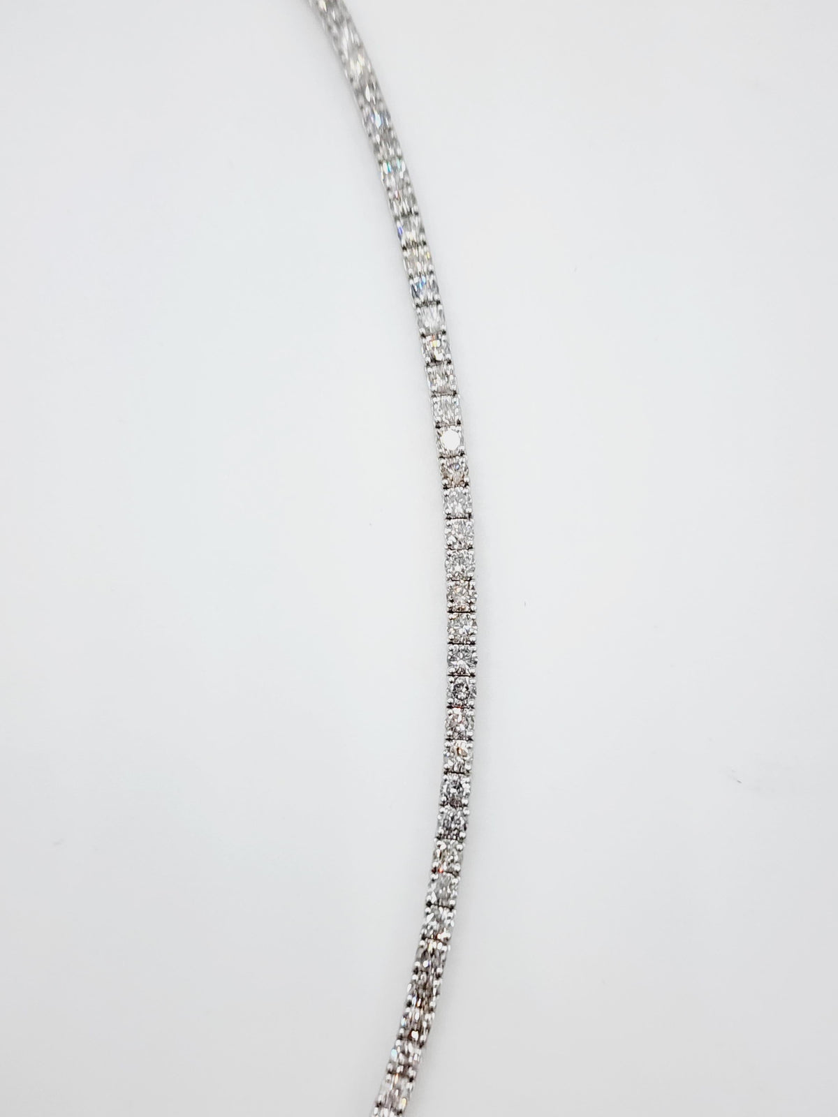 WHOLESALE VALUE, 15.03 carat Diamond Tennis Necklace 14 karat White Gold 18''