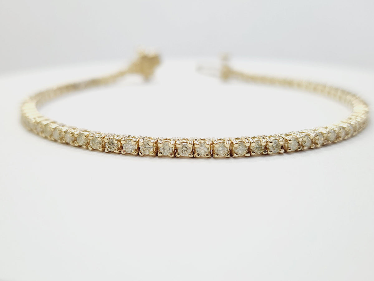 PRICED WHOLESALE, 2.04 Cts Natural Diamond Tennis Bracelet 14K Yellow