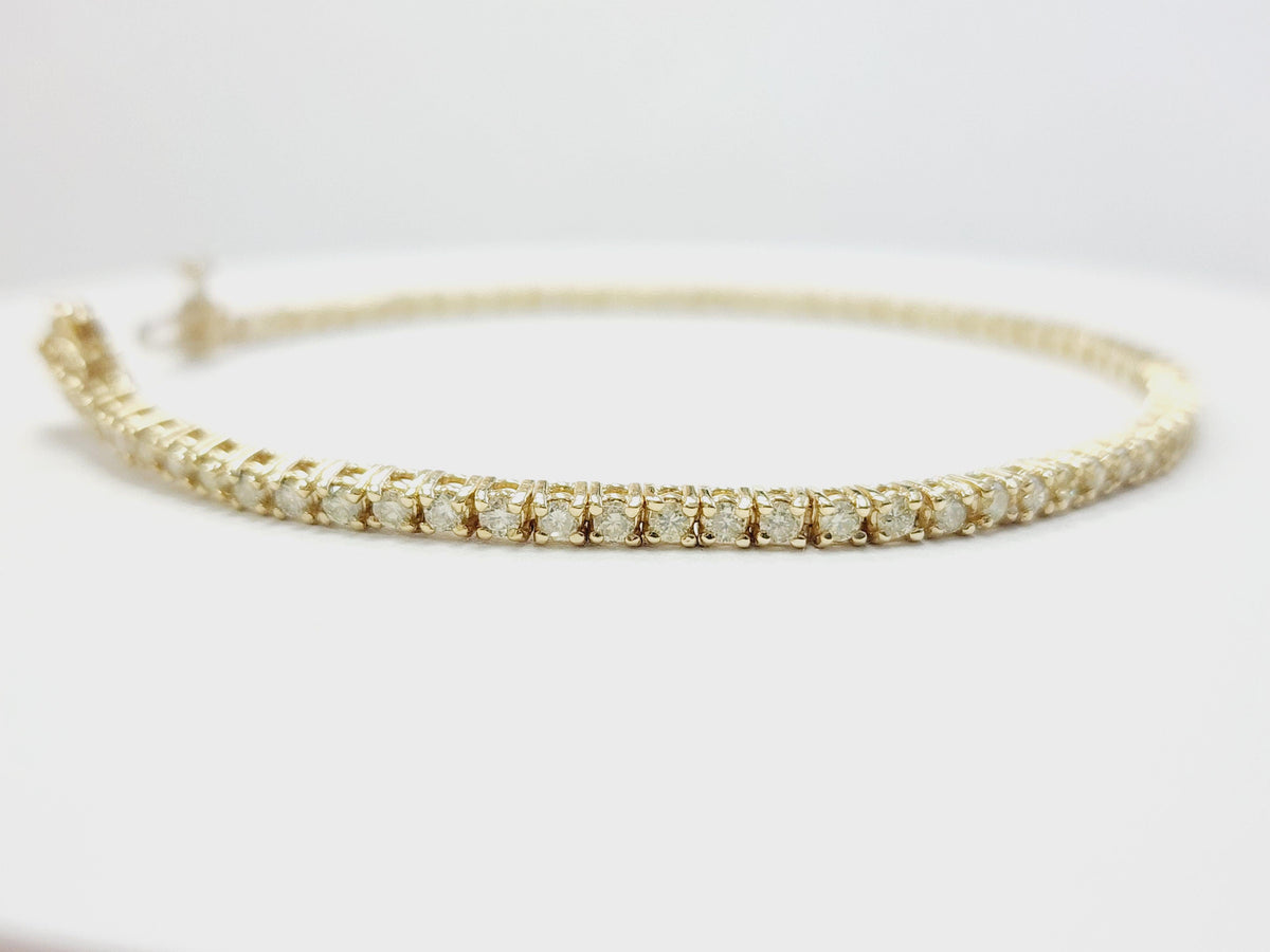 PRICED WHOLESALE, 2.04 Cts Natural Diamond Tennis Bracelet 14K Yellow