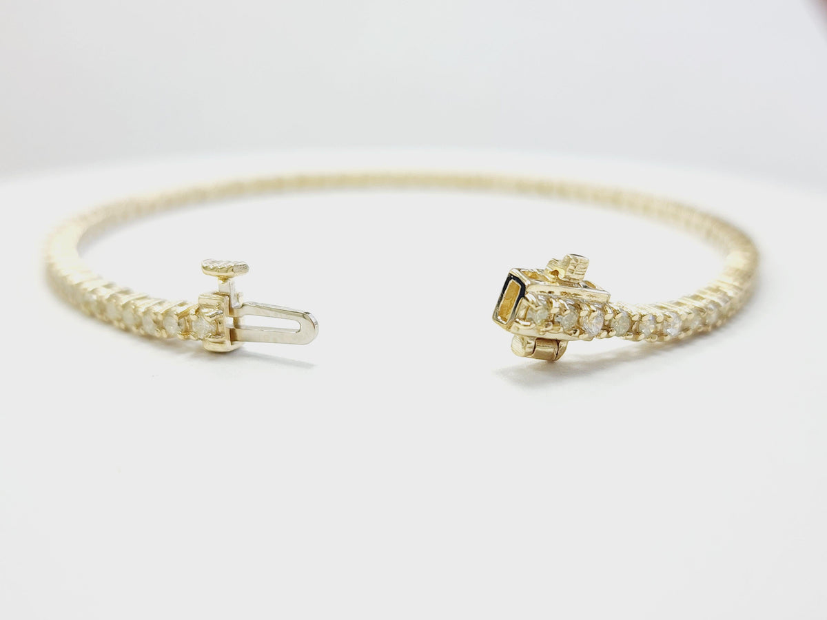 PRICED WHOLESALE, 2.04 Cts Natural Diamond Tennis Bracelet 14K Yellow