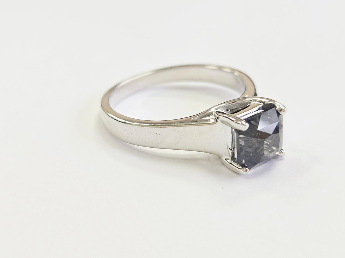 WEEK-LONG SALE, 2.32 Carat Radiant-Cut Natural Green Sapphire Ring in 14K White