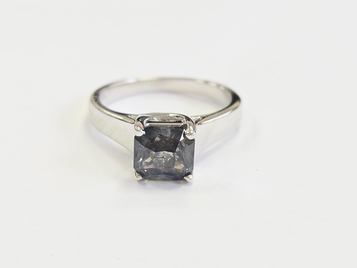 WEEK-LONG SALE, 2.32 Carat Radiant-Cut Natural Green Sapphire Ring in 14K White