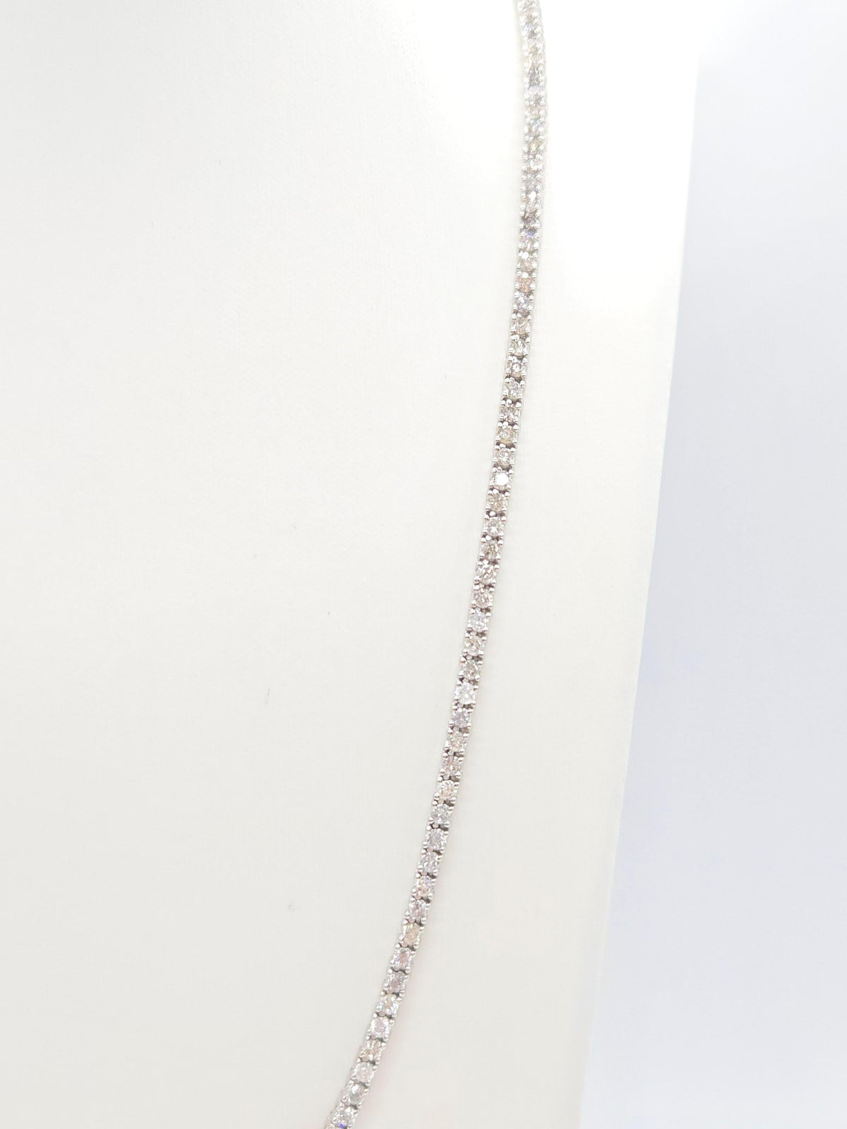 9.50 cts Natural Diamond Tennis Necklace in 14k White Gold