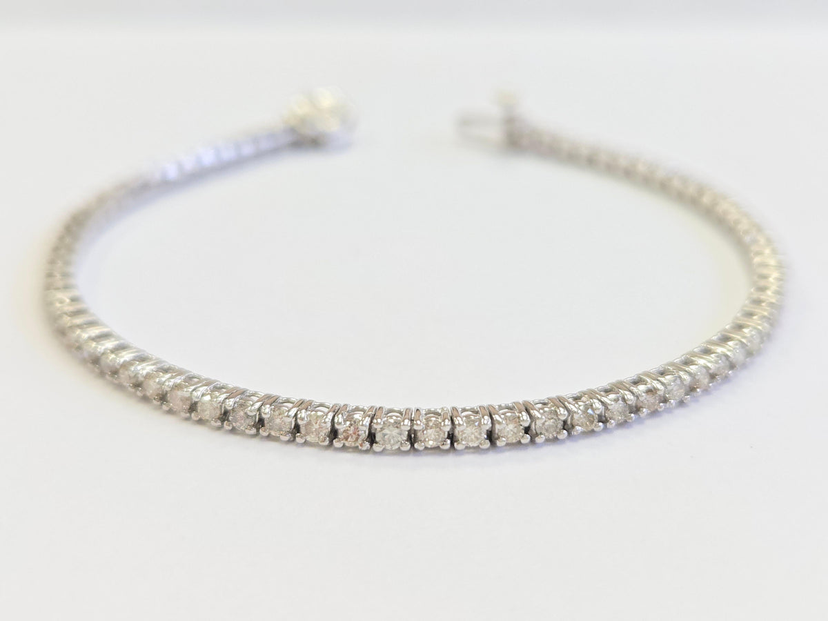 CLEARANCE, 1.92ct Diamond Tennis Bracelet in 14k White Gold