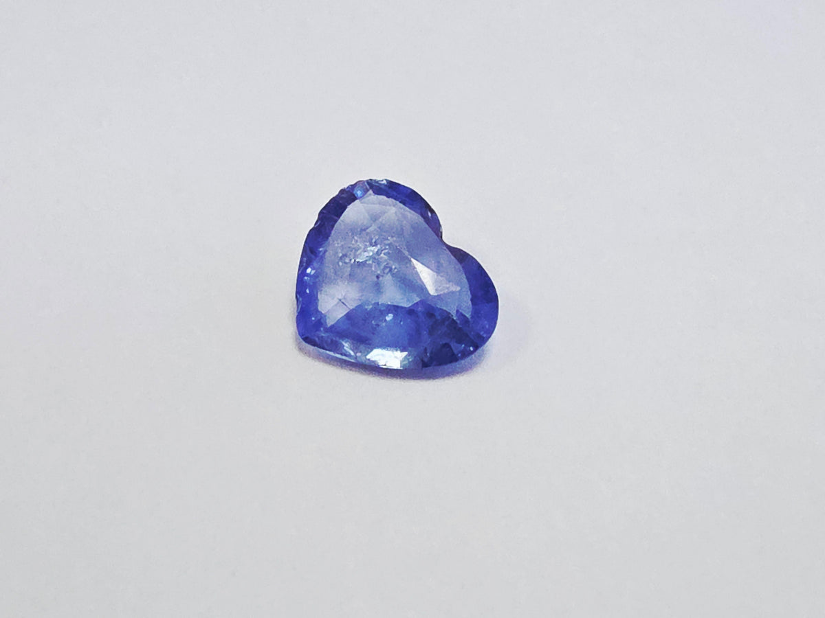 MANUFACTURER PRICING, 2 Cts Heart Shape Natural Blue Sapphire