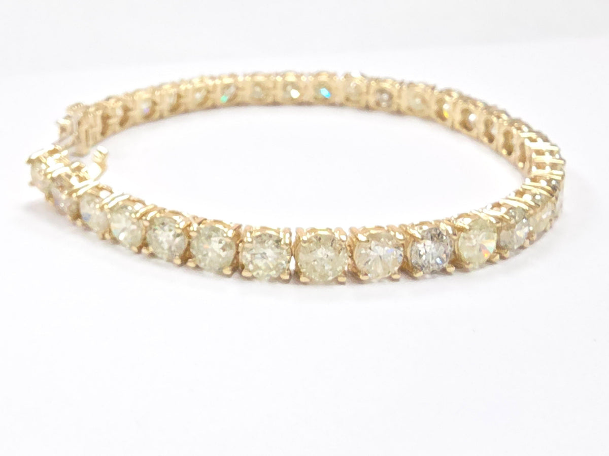 BLOWOUT SALE-NO OFFER, 18K YELLOW GOLD, 6.07 Ct Natural Diamond Tennis Bracelet