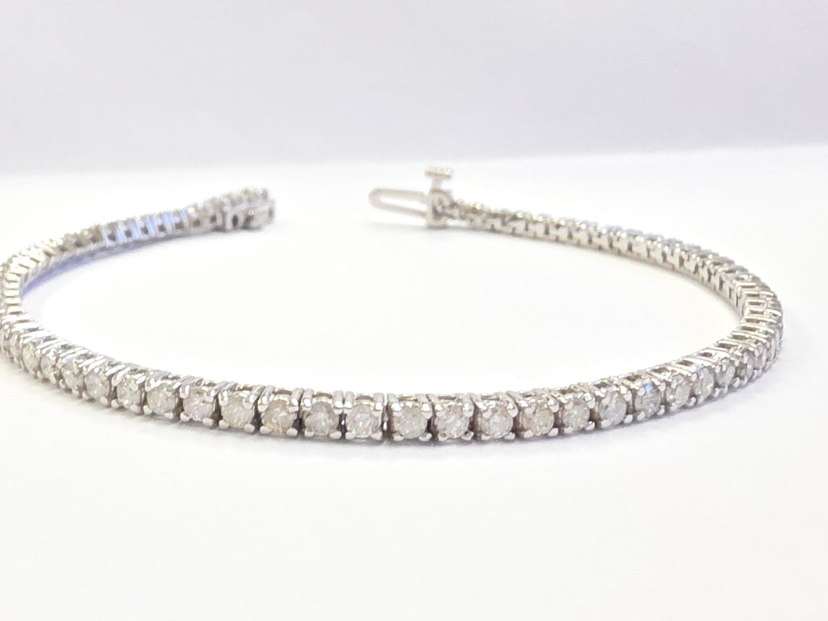 WHOLESALE VALUE, 2.26 Carat Natural Diamond Tennis Bracelet 14 Karat White Gold