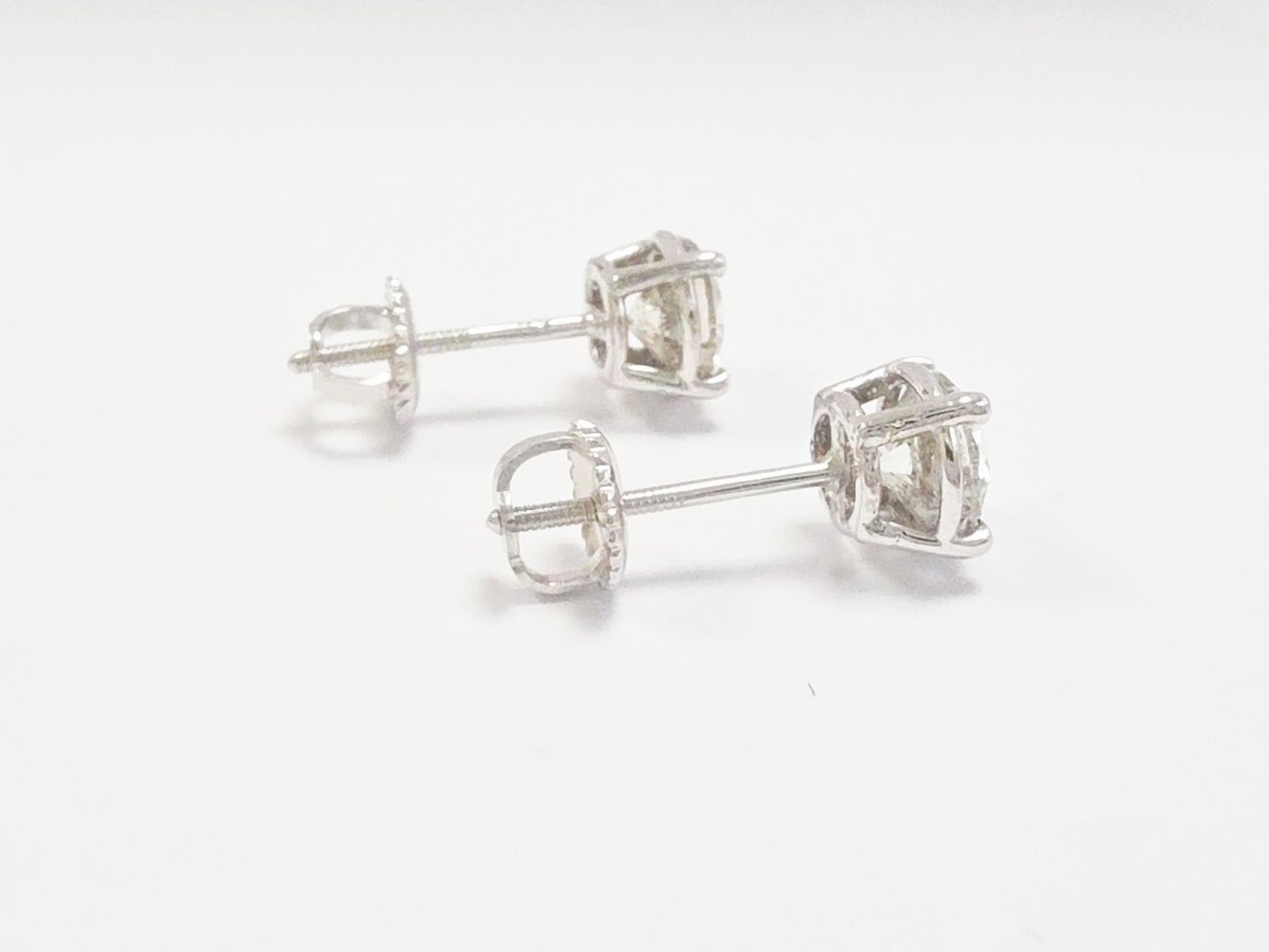 1.65 ct Round Diamond Stud Earrings in 14K White Gold