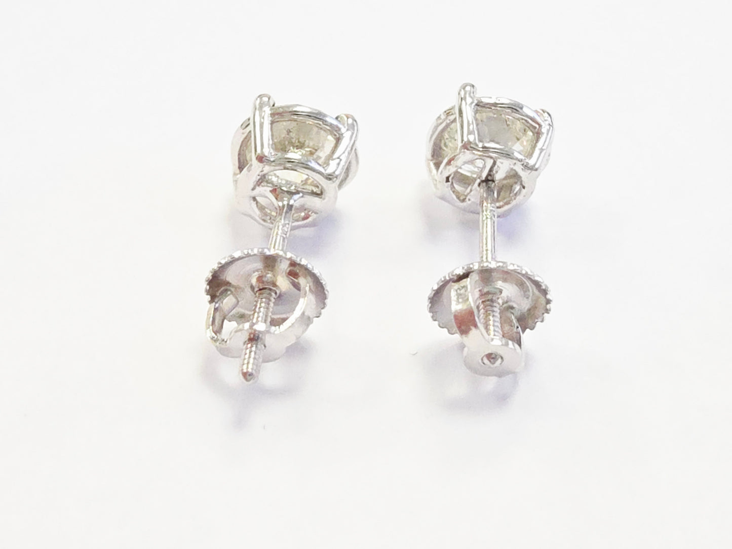 1.64 Carats Natural Diamond Round Shape Studs 14 Karat White Gold