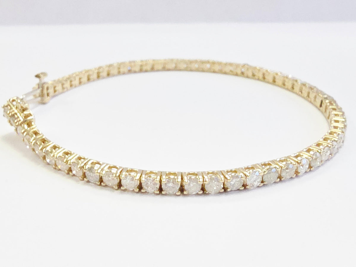 PRICED BELOW MARKET, 4.10 Cts Natural Diamond Tennis Bracelet 14K Yellow Gold