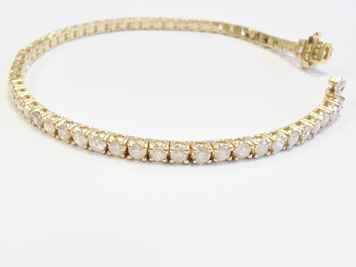 PRICED BELOW MARKET, 4.10 Cts Natural Diamond Tennis Bracelet 14K Yellow Gold