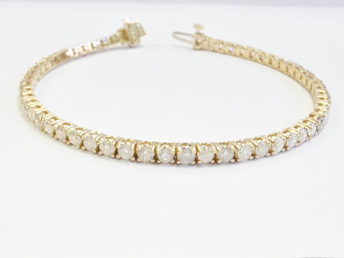 PRICED BELOW MARKET, 4.10 Cts Natural Diamond Tennis Bracelet 14K Yellow Gold