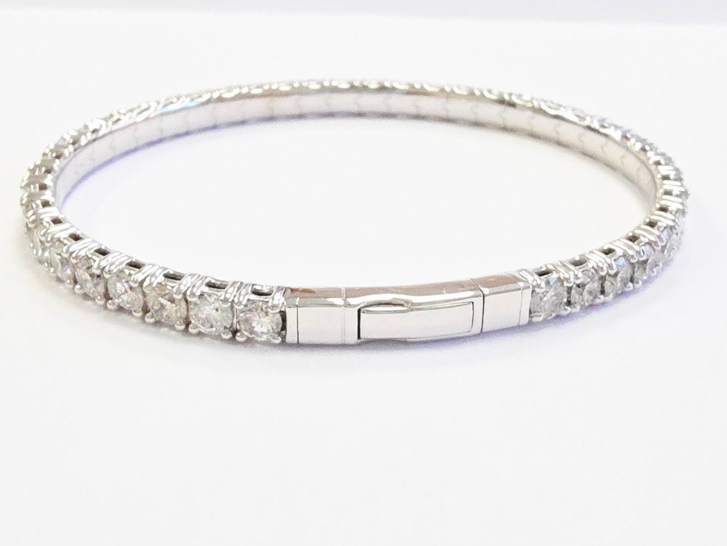 8.24 Carat Natural Diamond Flexible Bangle White Gold 14 Karat