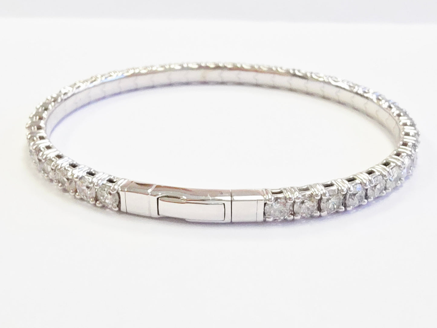 8.24 Carat Natural Diamond Flexible Bangle White Gold 14 Karat