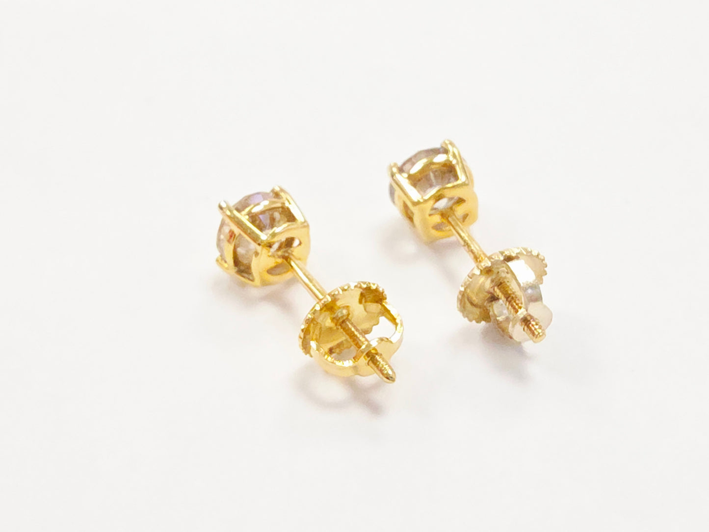 1.26 Carat Natural Round Diamond Studs Yellow Gold 14 Karat