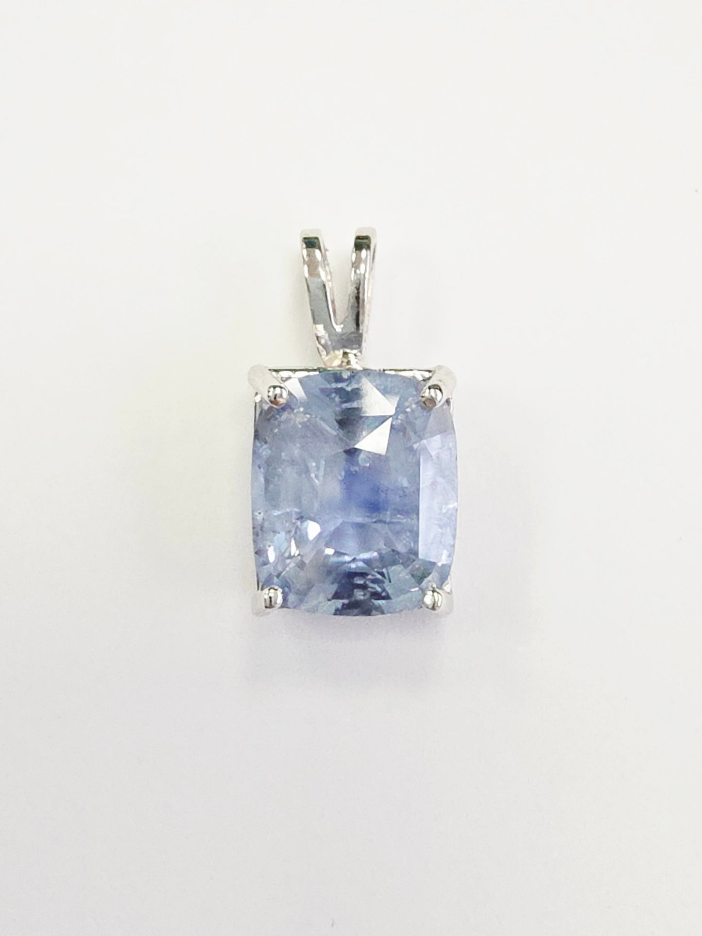 4.76 Carats Cushion Shape Natural Blue Sapphire Pendant