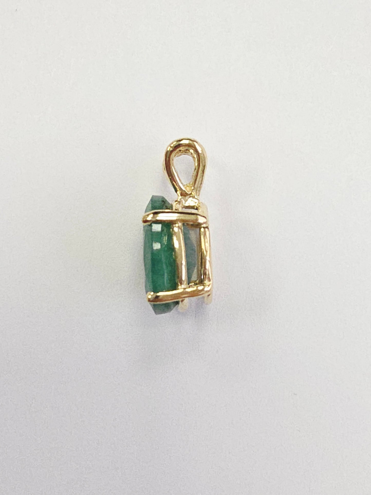 2.98 Carats Natural Emerald Pendant Yellow Gold 14 Karat