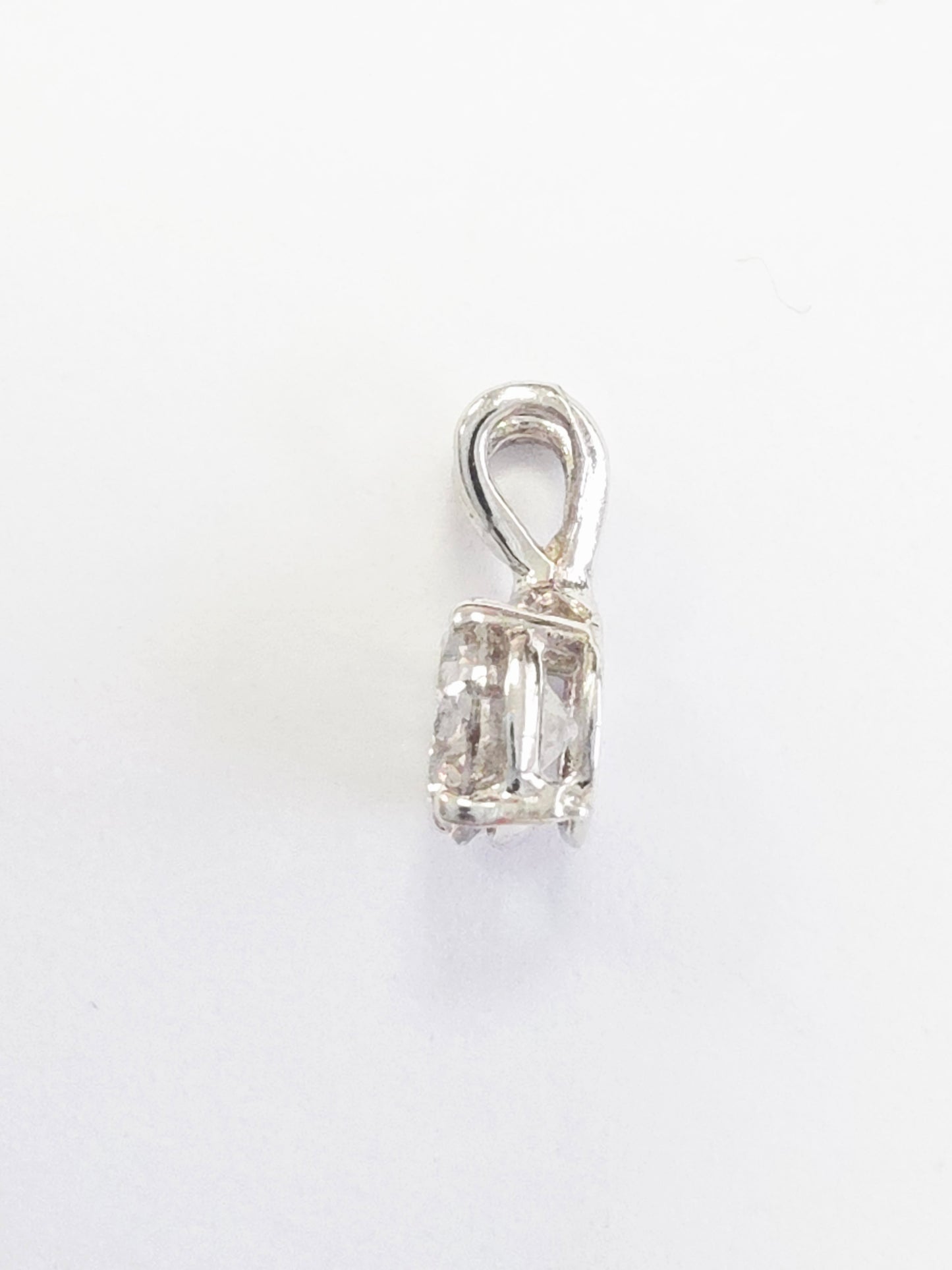 1.02 Carat Round Brilliant Cut Diamond Pendant in 14K White Gold