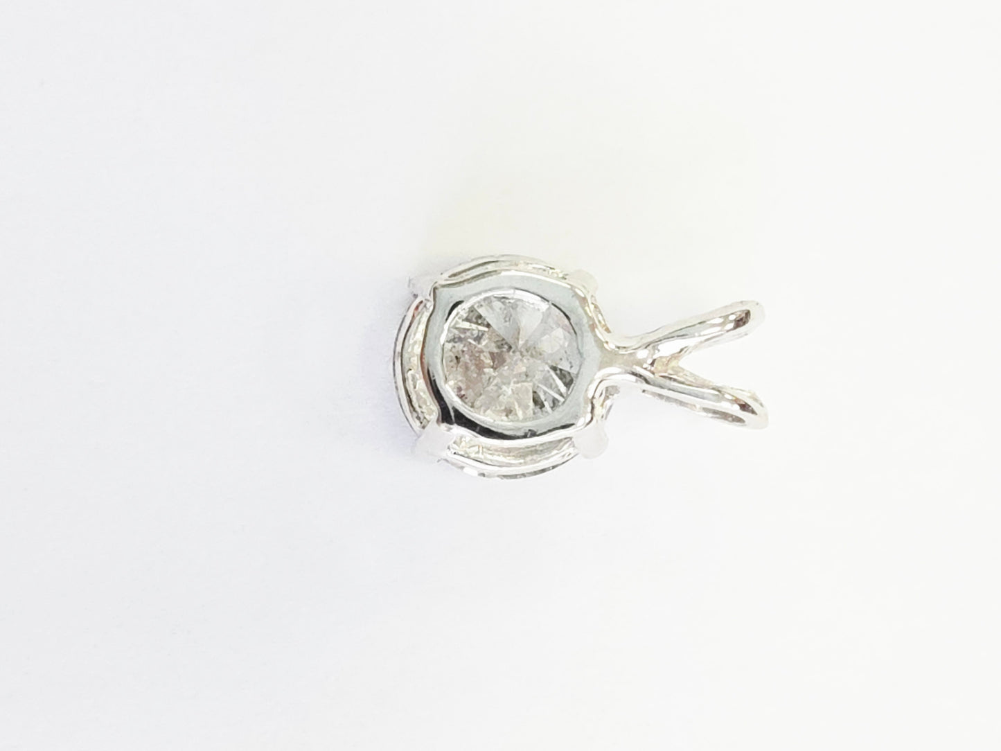 1.56 ct Round Diamond Pendant in 14K White Gold