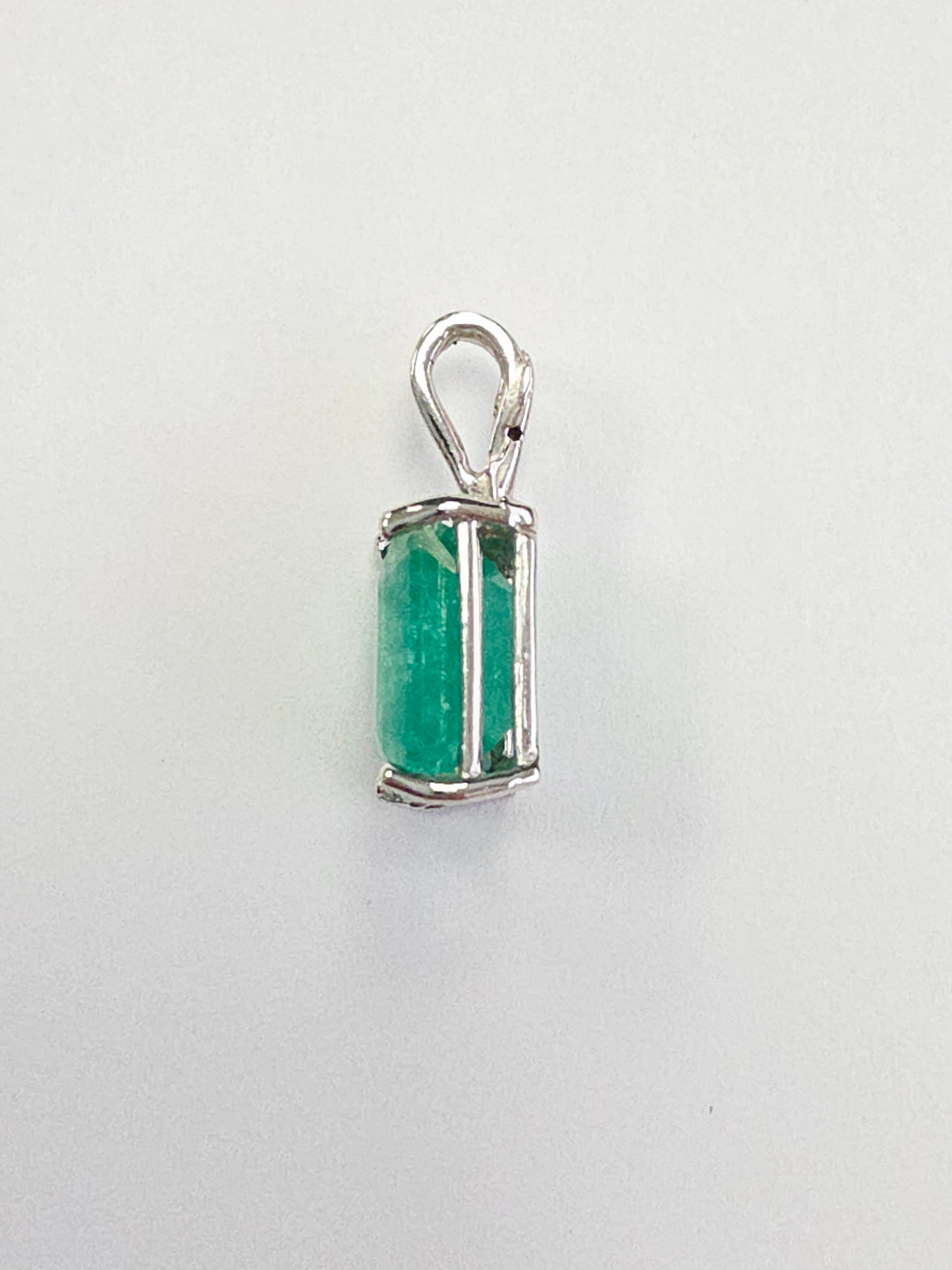 3.83 Carats Natural Emerald Pendant White Gold 14 Karat