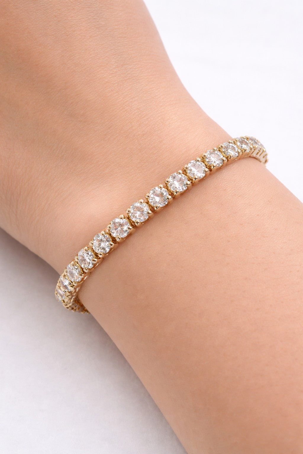 8.24 Carat Natural Diamond Tennis Bracelet 14K Yellow Gold