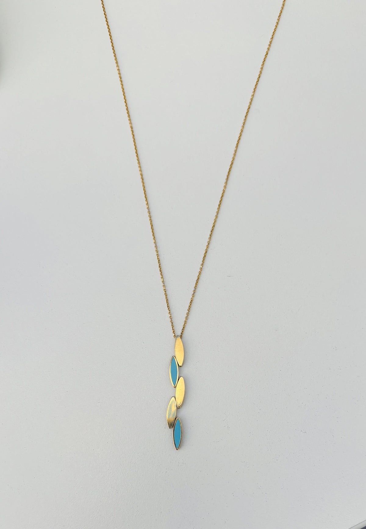 BLOWOUT SALE- NO OFFER, 14k Italian made yellow gold chain-Lapis necklace 20"