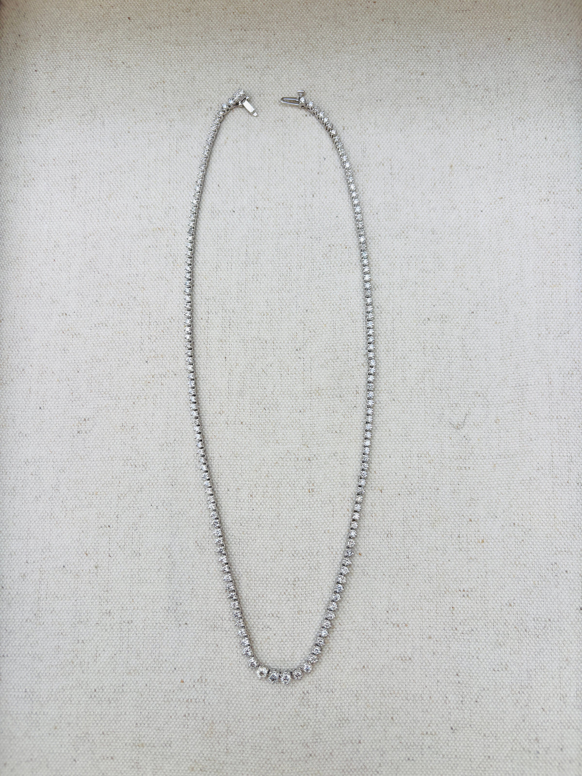 PRICE TO SELL- NO OFFERS, 6.05 ct Round Natural Diamond RIVIERA 14k White 17''