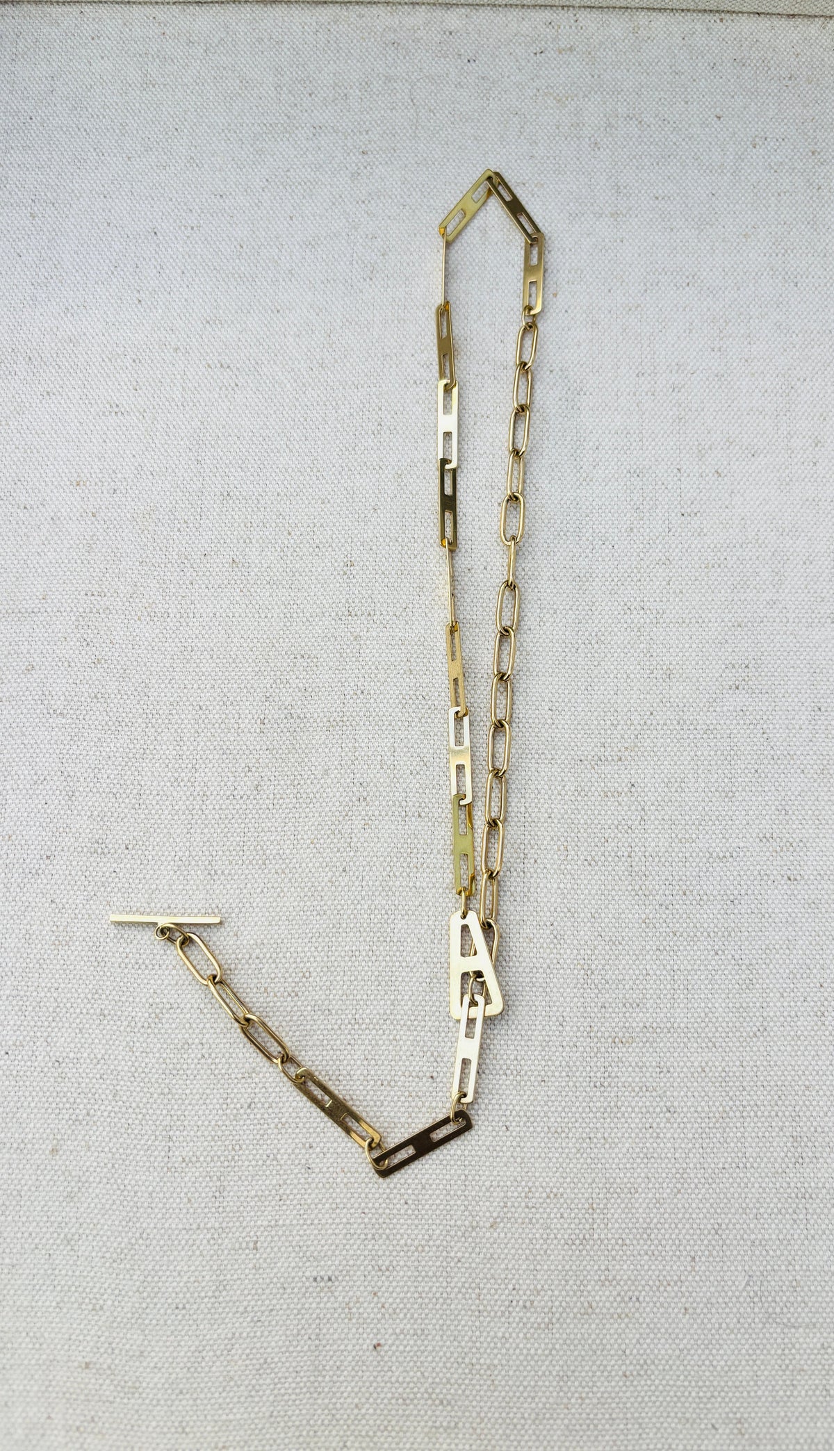 GOLD BLOWOUT SALE- NO OFFER, 14k yellow gold Italian made clip board necklace