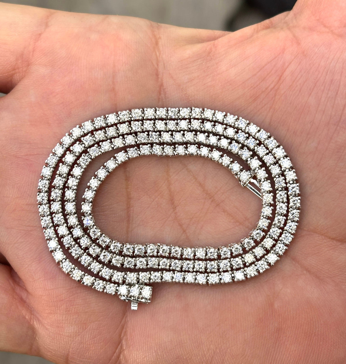 ELEGANT, 14.50 Cts Natural Diamond Tennis Necklace 14K White 20''
