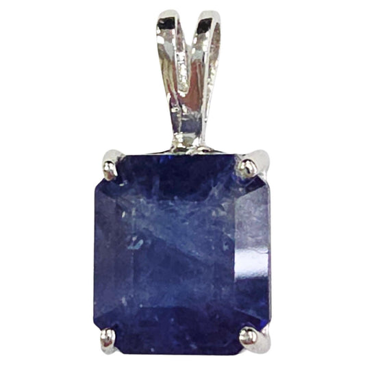 8.02 Carats Radiant Shape Natural Blue Sapphire Pendant