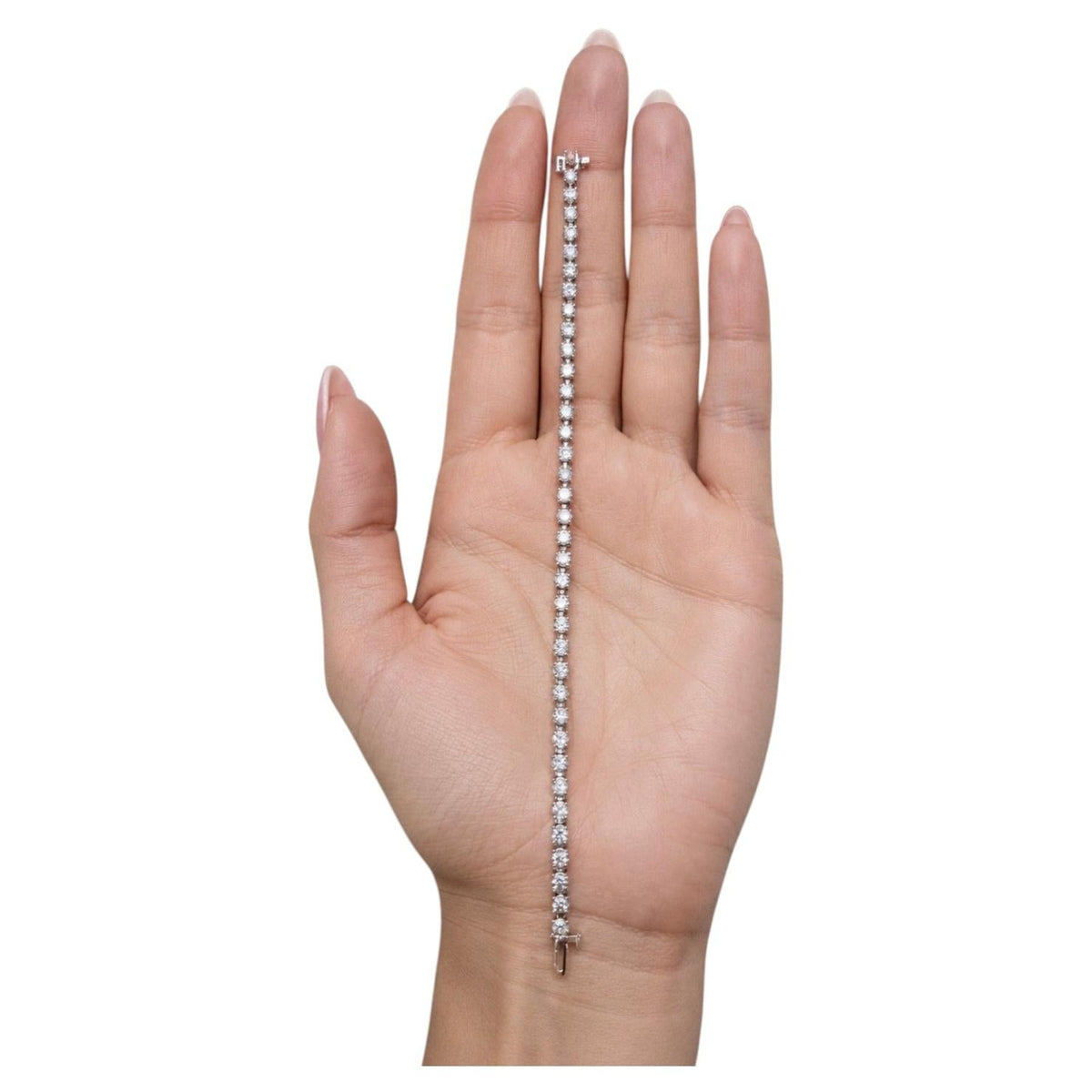 EXCEPTIONAL SALE - NO OFFER, 7.25 Carat Natural Diamond Bar Bracelet 14K White